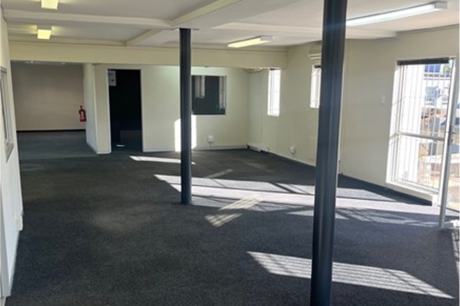 To Let commercial Property for Rent in Newton Park Eastern Cape